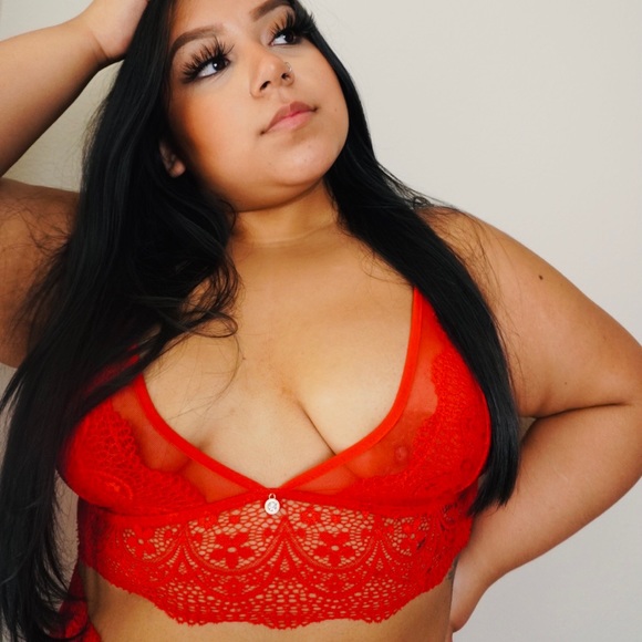 Red Lace Balconette Bra and High Waisted Ribbon Panty Set - Picture 2 of 3